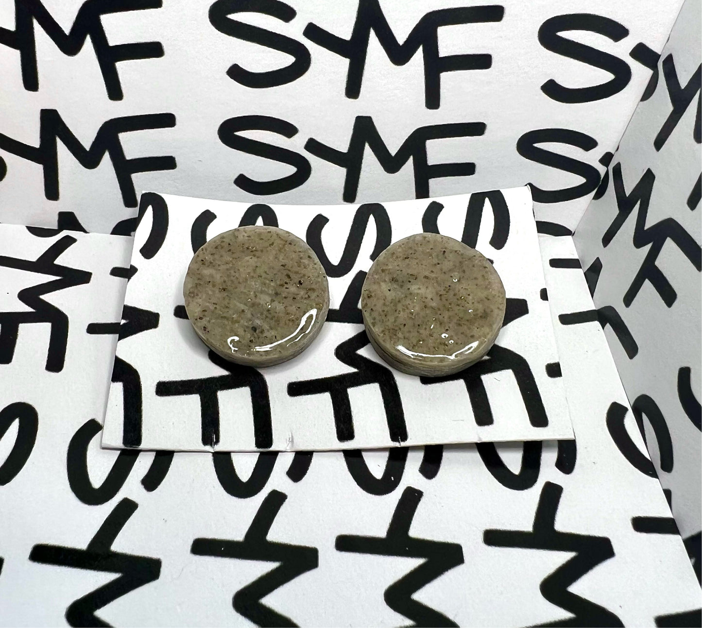 iE Ai Concrete Studs