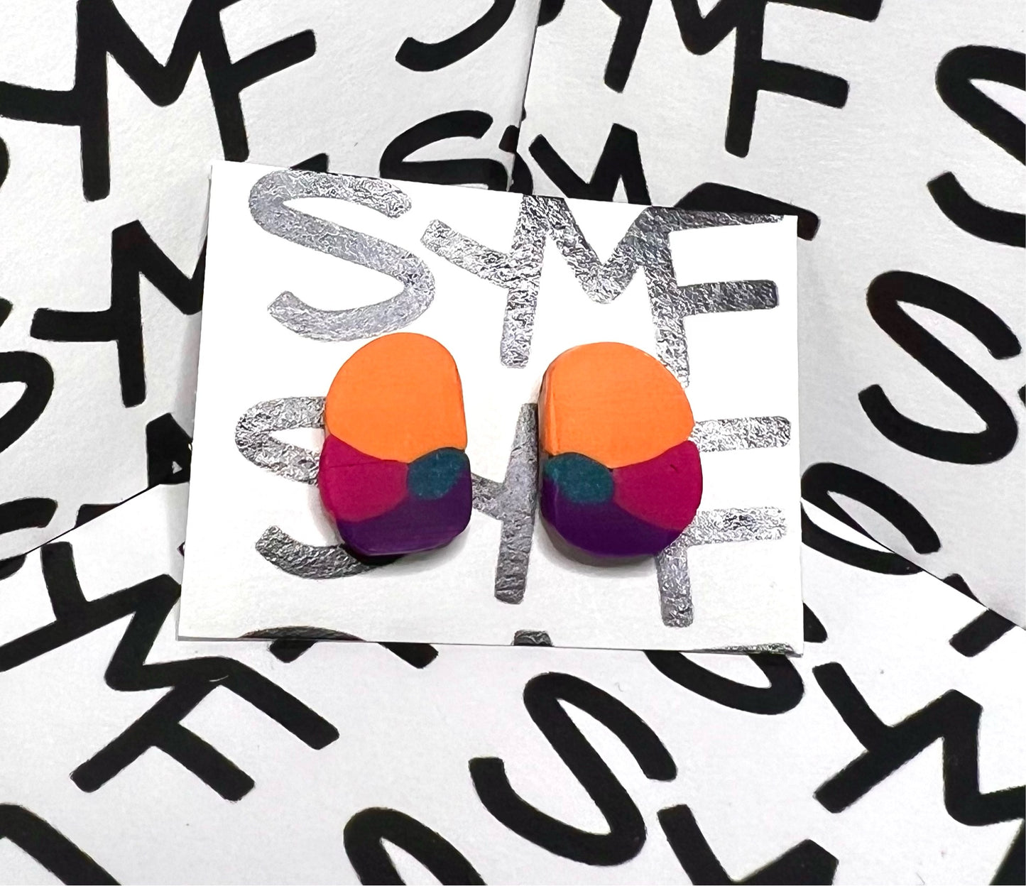 iE Ai Petal Studs